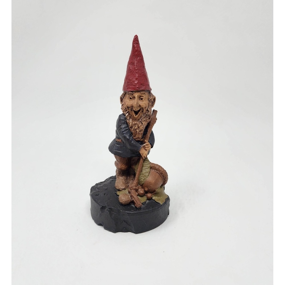 Vintage 1986 Tom Clark "Puck" Gnome Figurine Sculpture #78 Fantasy 6" Hockey